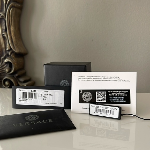 Versace Medusa Stud Medium Size Earrings - Picture 11 of 15